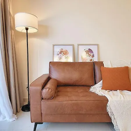 Garden View 4 Pax, 2 Br 10 Min From Ciq Apartment Johor Bahru Exterior photo