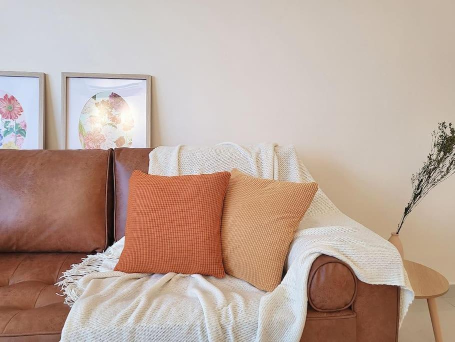 Garden View 4 Pax, 2 Br 10 Min From Ciq