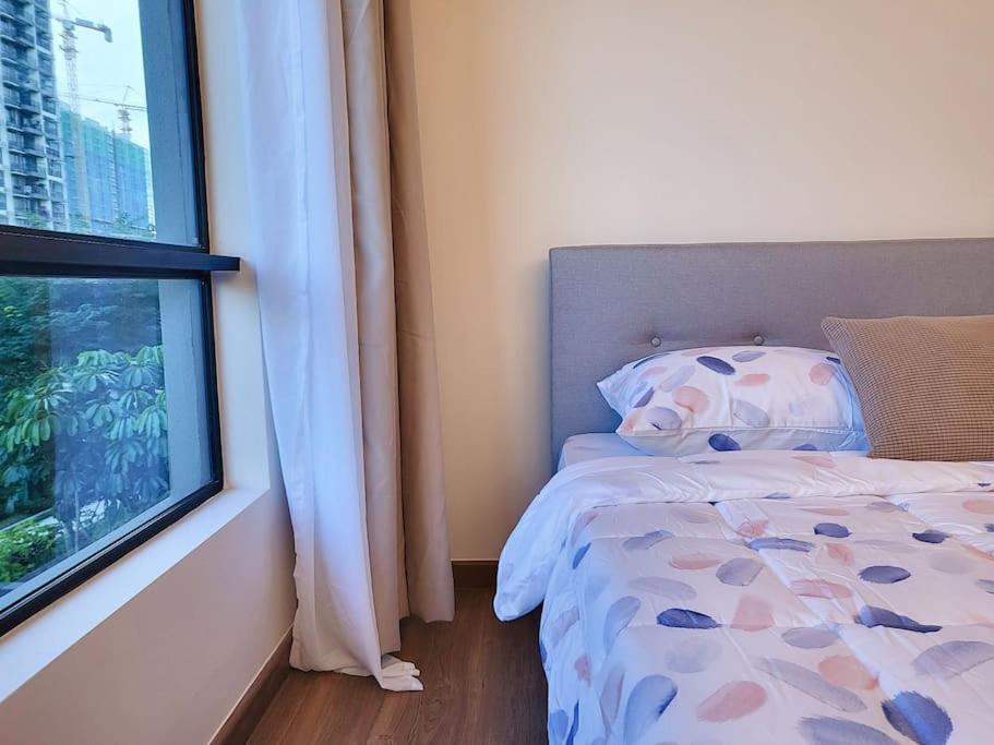 Garden View 4 Pax, 2 Br 10 Min From Ciq Apartment