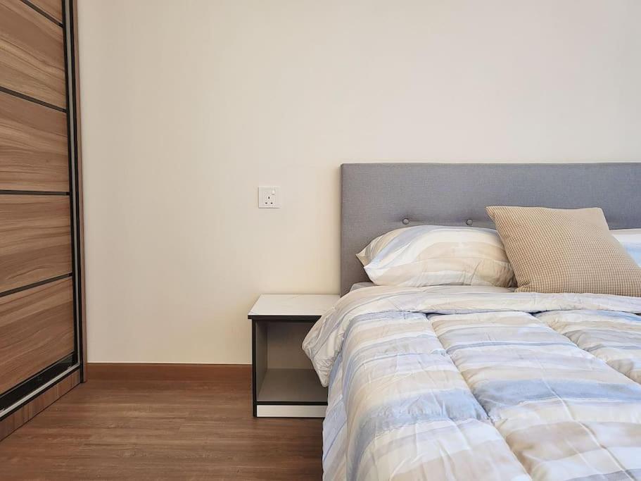 Garden View 4 Pax, 2 Br 10 Min From Ciq Apartment *