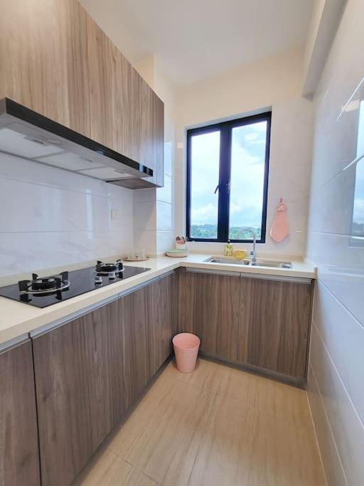 Apartment Garden View 4 Pax, 2 Br 10 Min From Ciq Johor Bahru
